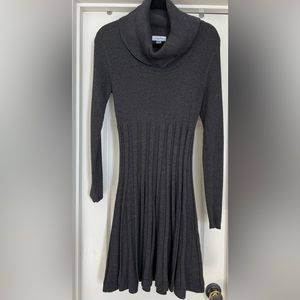 Calvin Klein Crowl Neck Sweater Dress: Size Large (L)
